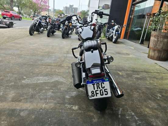 HARLEY-DAVIDSON-STREET BOB HARLEY-DAVIDSON-STREET BOB-2025