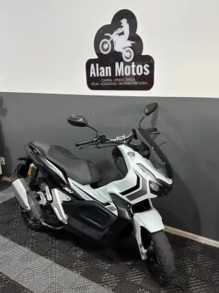HONDA ADV 