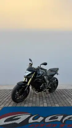 HONDA-CB 1000R HONDA-CB 1000R-2011