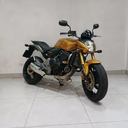 HONDA CB 600F HORNET HONDA CB 600F HORNET