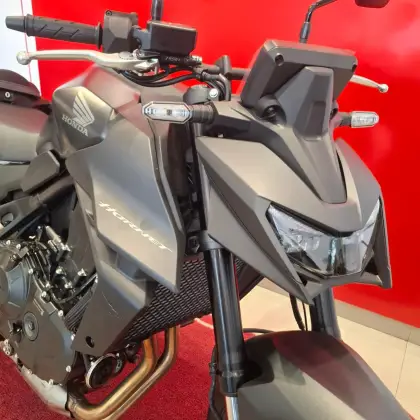 HONDA CB 750 HORNET 