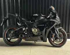 HONDA CBR 1000RR HONDA CBR 1000RR