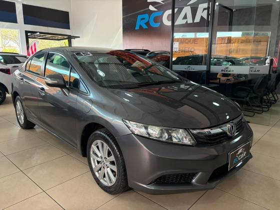 HONDA CIVIC 1.8 LXL 16V FLEX 4P AUTOMÁTICO