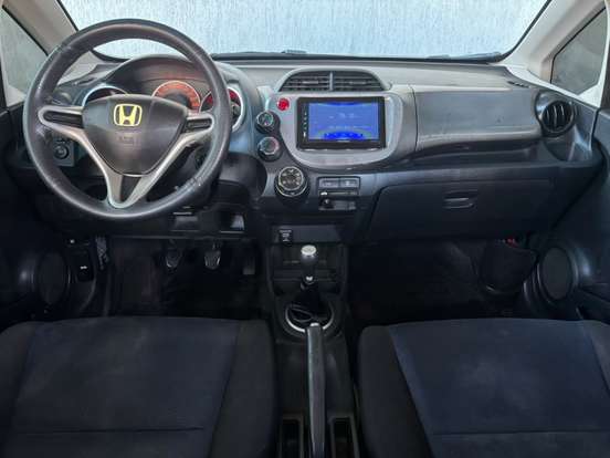HONDA-FIT-2012