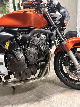 HONDA-CB 600F HORNET-2006