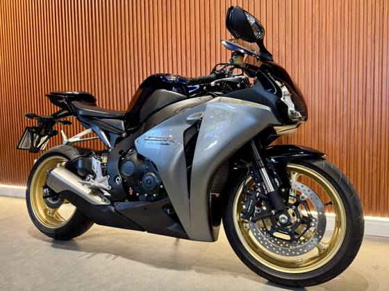 HONDA CBR 1000RR FIREBLADE 