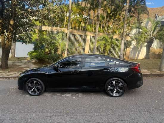 HONDA-CIVIC-2018