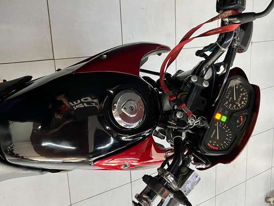 HONDA-NX4 FALCON-2000