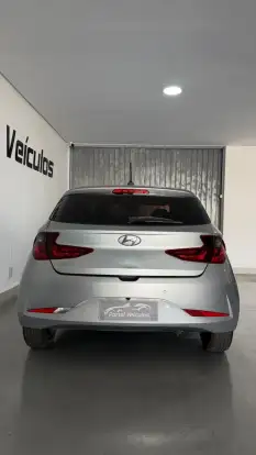 HYUNDAI-HB20-2021