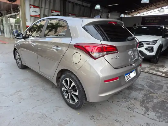 HYUNDAI-HB20-2018