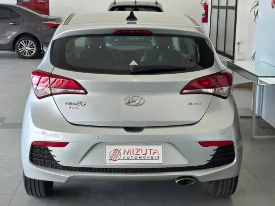 HYUNDAI-HB20-1.6 R SPEC 16V FLEX 4P MANUAL HYUNDAI-HB20-2016