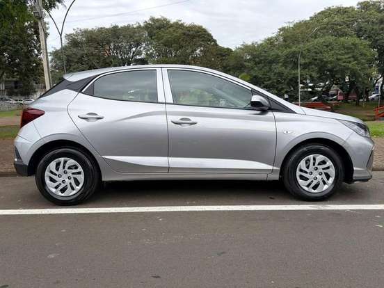 HYUNDAI-HB20-2022