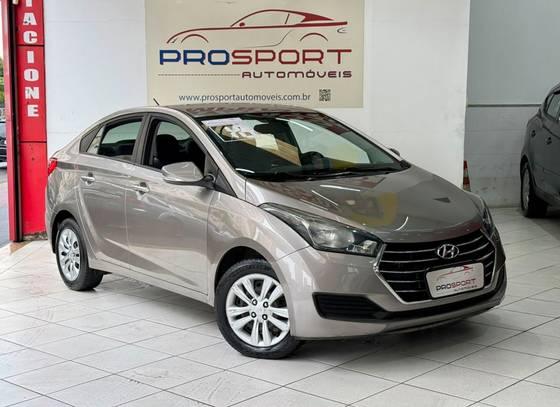 HYUNDAI HB20S 1.6 COMFORT STYLE 16V FLEX 4P AUTOMÁTICO