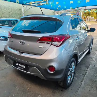 HYUNDAI-HB20X-1.6 16V PREMIUM FLEX 4P AUTOMÁTICO HYUNDAI-HB20X-2017