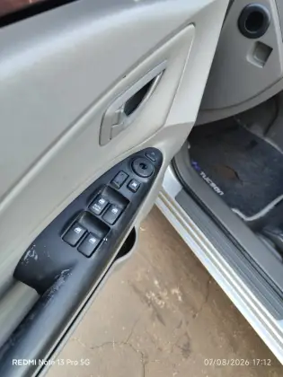 HYUNDAI TUCSON 2.0 MPFI GLS 16V 143CV 2WD GASOLINA 4P AUTOMÁTICO HYUNDAI TUCSON 2.0 MPFI GLS 16V 143CV 2WD GASOLINA 4P AUTOMÁTICO