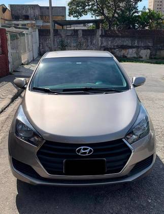 HYUNDAI HB20 1.6 COMFORT PLUS 16V FLEX 4P AUTOMÁTICO