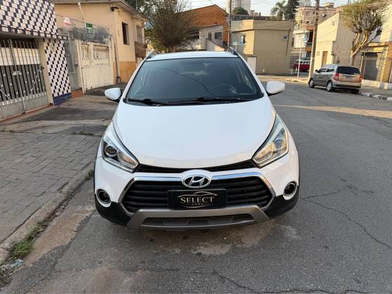 HYUNDAI HB20X 1.6 16V PREMIUM FLEX 4P AUTOMÁTICO