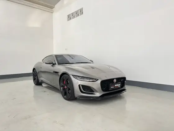 JAGUAR F-TYPE 2.0 P300 GASOLINA R-DYNAMIC COUPÉ AUTOMÁTICO