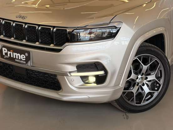 JEEP-COMMANDER-2022