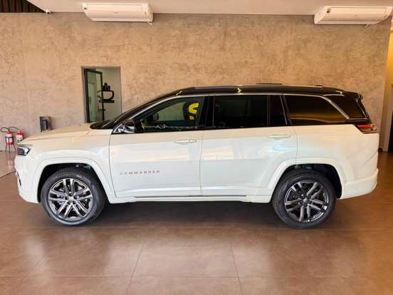 JEEP-COMMANDER-2024
