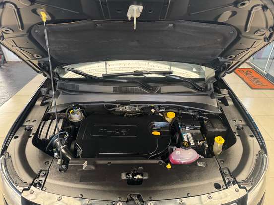 JEEP-COMPASS-2.0 16V DIESEL LONGITUDE 4X4 AUTOMÁTICO JEEP-COMPASS-2016