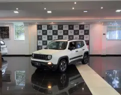 JEEP RENEGADE 1.8 16V FLEX SPORT 4P AUTOMÁTICO JEEP RENEGADE 1.8 16V FLEX SPORT 4P AUTOMÁTICO