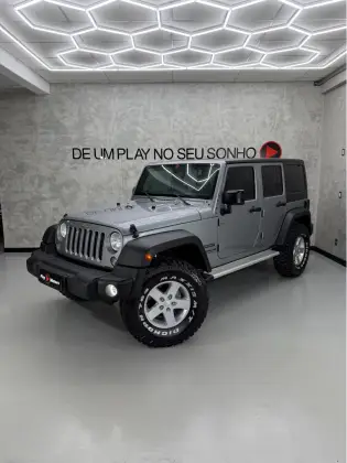 JEEP WRANGLER 3.6 UNLIMITED SPORT 4X4 V6 GASOLINA 4P AUTOMÁTICO