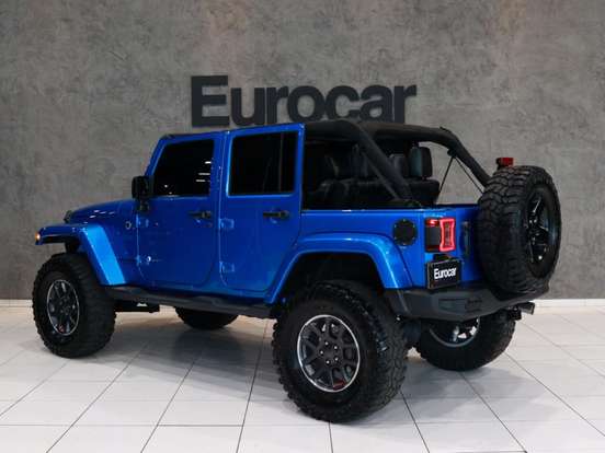 JEEP-WRANGLER-3.6 UNLIMITED SPORT 4X4 V6 GASOLINA 4P AUTOMÁTICO JEEP-WRANGLER-2014