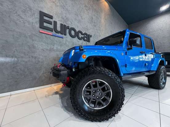 JEEP-WRANGLER-2014