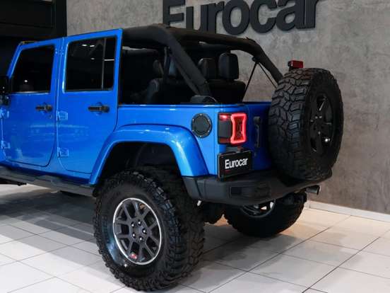 JEEP-WRANGLER-2014