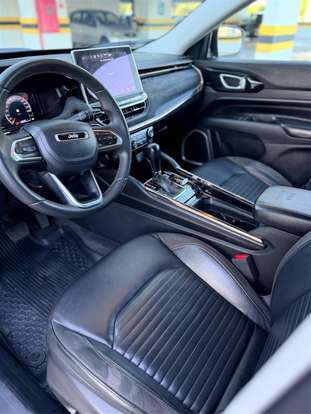 JEEP-COMMANDER-2022