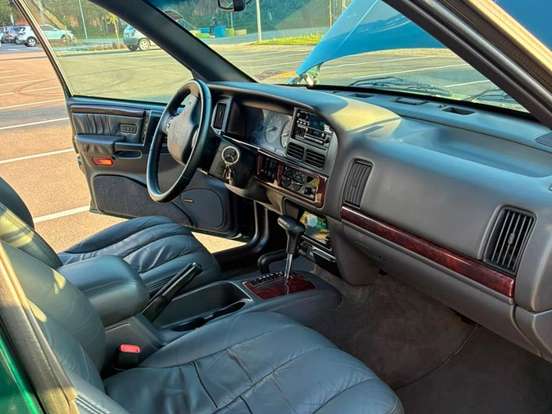 JEEP-GRAND CHEROKEE-5.9 LIMITED LX 4X4 V8 16V GASOLINA 4P AUTOMÁTICO JEEP-GRAND CHEROKEE-1998