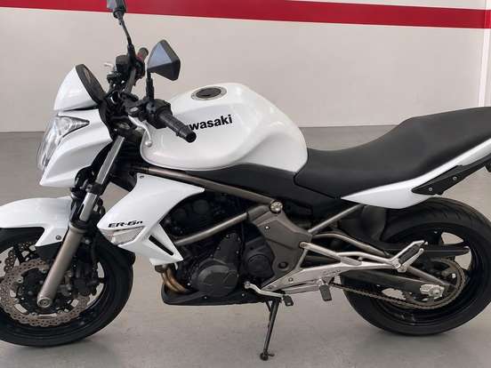 KAWASAKI-ER-6N KAWASAKI-ER-6N-2010