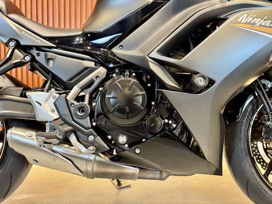 KAWASAKI-NINJA 650 ABS-2023