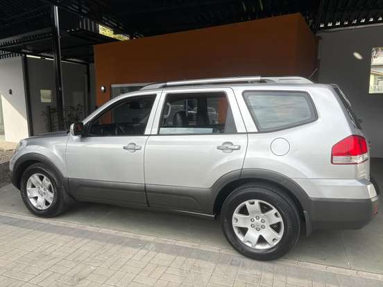 KIA-MOHAVE-2008