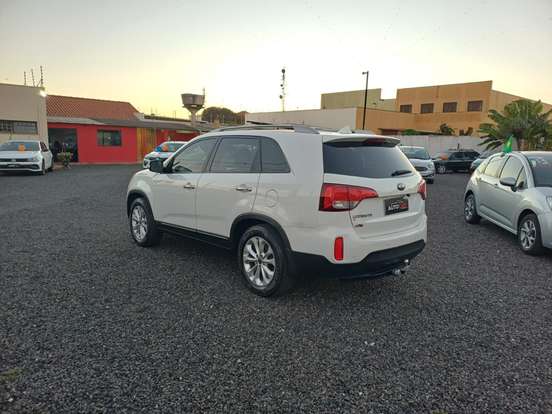 KIA-SORENTO-2014
