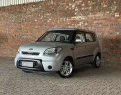 KIA SOUL 1.6 EX 16V FLEX 4P MANUAL KIA SOUL 1.6 EX 16V FLEX 4P MANUAL