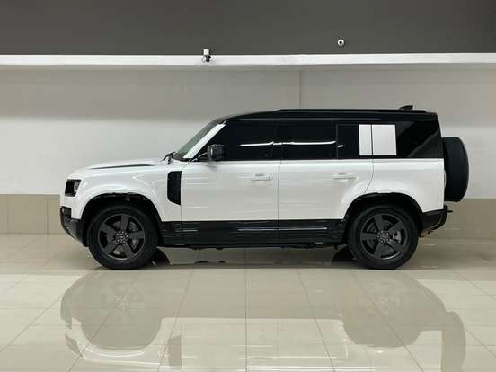 LAND ROVER-DEFENDER-2025