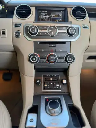 LAND ROVER-DISCOVERY 4-2015