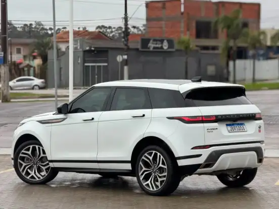 LAND ROVER-RANGE ROVER EVOQUE-2.0 P250 FLEX R-DYNAMIC HSE AWD AUTOMÁTICO LAND ROVER-RANGE ROVER EVOQUE-2023