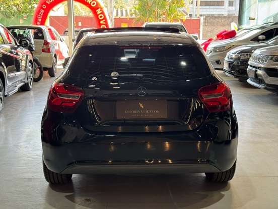 MERCEDES-BENZ-A 200-1.6 CGI FLEX 7G-DCT MERCEDES-BENZ-A 200-2017