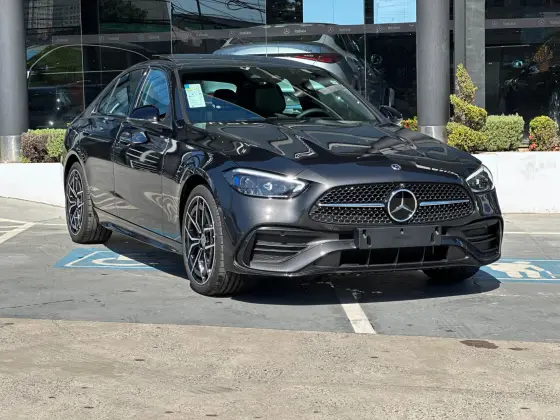 MERCEDES-BENZ C 300 2.0 EQ BOOST HÍBRIDO AMG LINE 9G-TRONIC