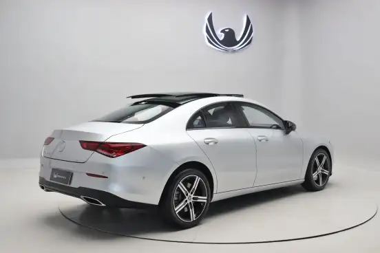 MERCEDES-BENZ-CLA 250-2.0 CGI GASOLINA 7G-DCT MERCEDES-BENZ-CLA 250-2022