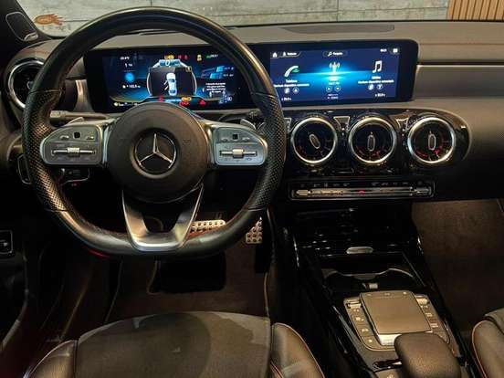 MERCEDES-BENZ-CLA 35 AMG-2021