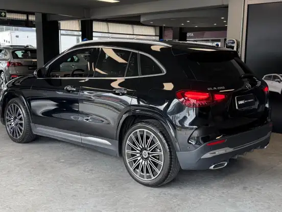 MERCEDES-BENZ-GLA 200-1.3 MHEV AMG LINE 7G-DCT MERCEDES-BENZ-GLA 200-2025