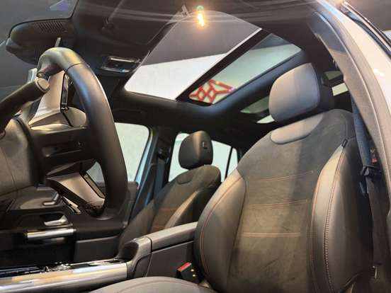 MERCEDES-BENZ-GLA 200-1.3 MHEV AMG LINE 7G-DCT MERCEDES-BENZ-GLA 200-2025