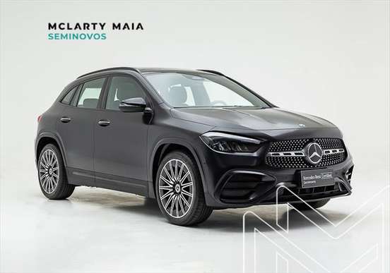 MERCEDES-BENZ-GLA 200-2025
