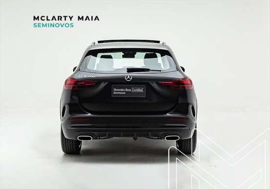 MERCEDES-BENZ-GLA 200-2025