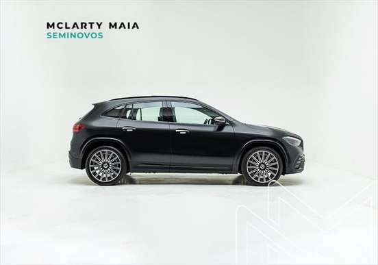 MERCEDES-BENZ-GLA 200-2025