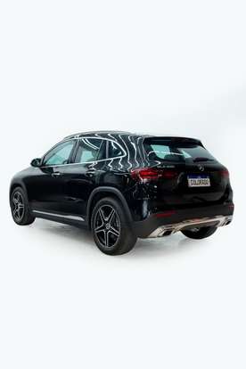 MERCEDES-BENZ-GLA 200-2024